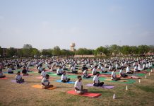 योगमय हुआ जोधपुर, आयुर्वेद विश्वविद्यालय ने 5000 से अधिक लोगों को करवाया योगाभ्यास