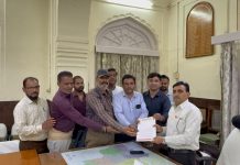 स्कूलों में फोटोग्राफी-वीडियोग्राफी पर रोक का विरोध, IFWJ ने ADM को सौंपा ज्ञापन